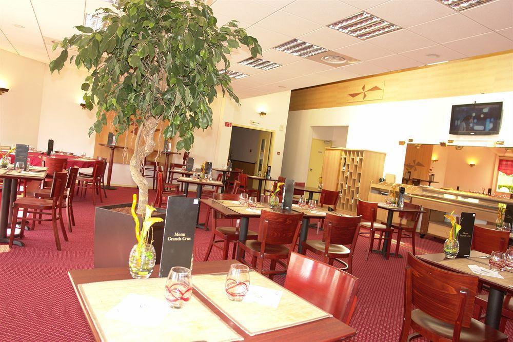 Brit Hotel Orleans St Jean De Braye - L'Antares Saint Jean de Braye Bagian luar foto