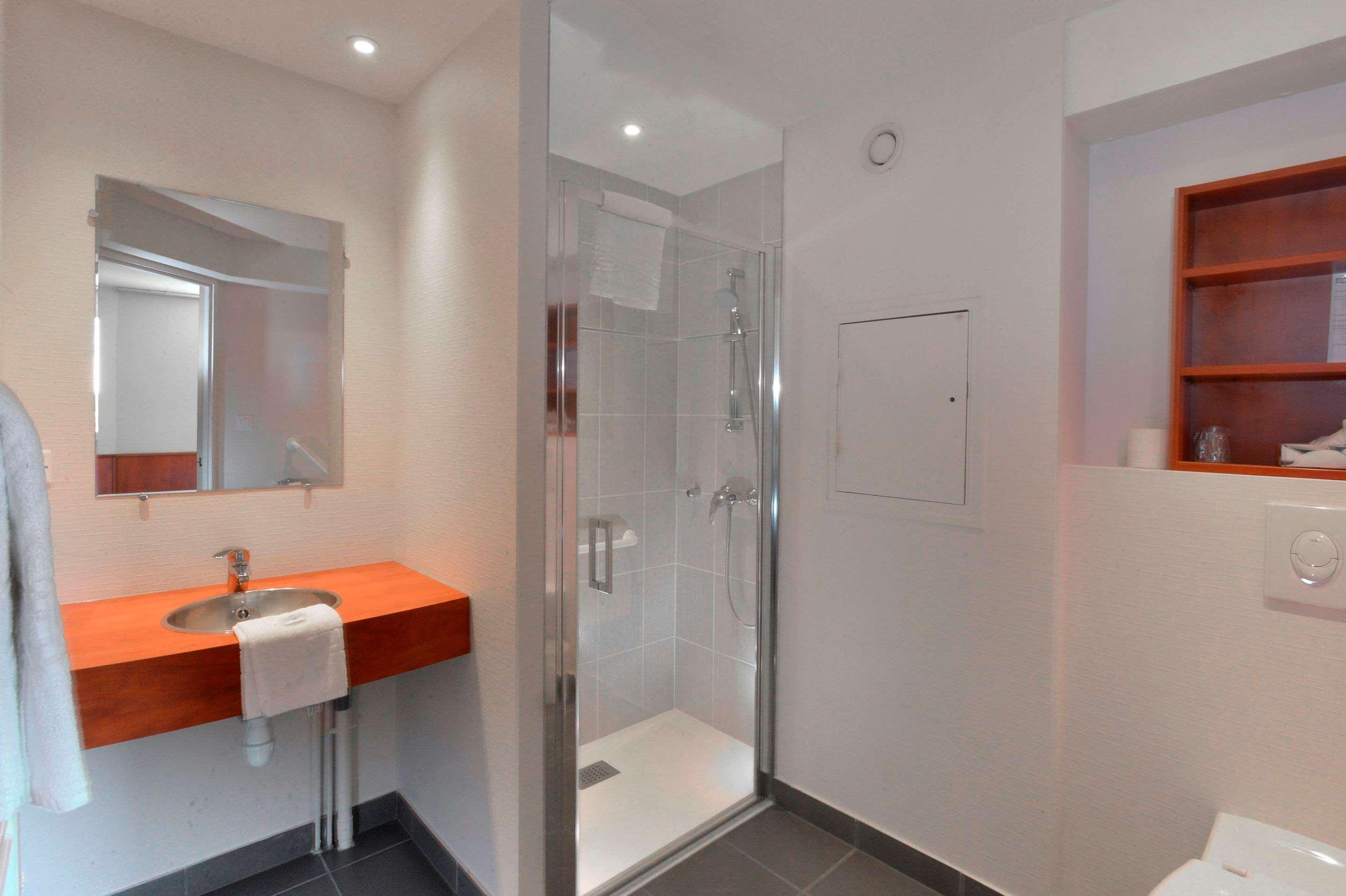 Brit Hotel Orleans St Jean De Braye - L'Antares Saint Jean de Braye Bagian luar foto