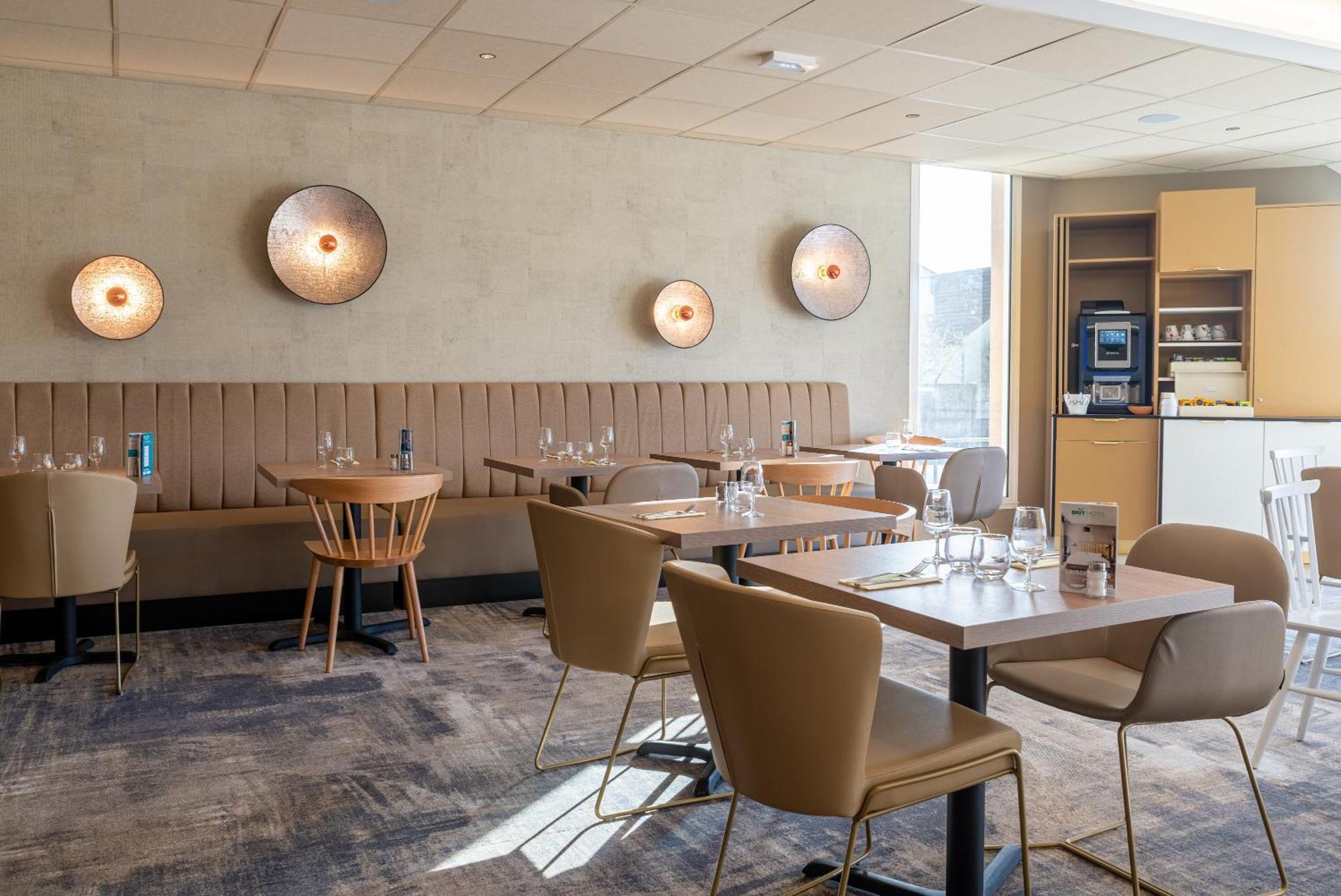Brit Hotel Orleans St Jean De Braye - L'Antares Saint Jean de Braye Bagian luar foto